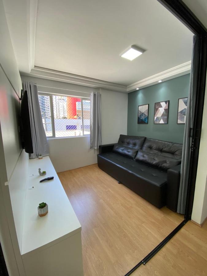 101- Lindo Apartamento Amplo E Decorado, 2 Quartos, Sala, Cozinha Completa, Mobiliario Moderno, Lavanderia , Excelente Localizacao No Bairro Bigorrilho Κουριτίμπα Εξωτερικό φωτογραφία
