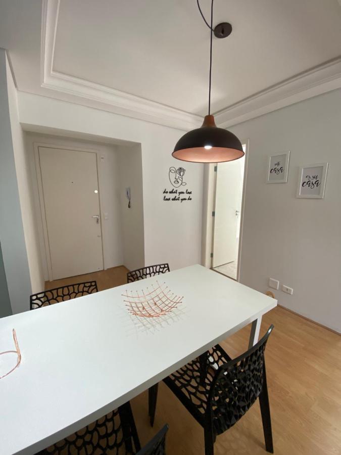 101- Lindo Apartamento Amplo E Decorado, 2 Quartos, Sala, Cozinha Completa, Mobiliario Moderno, Lavanderia , Excelente Localizacao No Bairro Bigorrilho Κουριτίμπα Εξωτερικό φωτογραφία